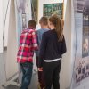2016 » Uczniowie klasy 5a na wystawie „Anne Frank. Historia współczesna”